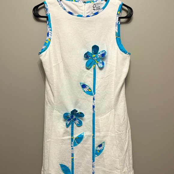 Lilly Pulitzer 60s Style smock floral appliqué Dress size 8 no flaws - Picture 2 of 16